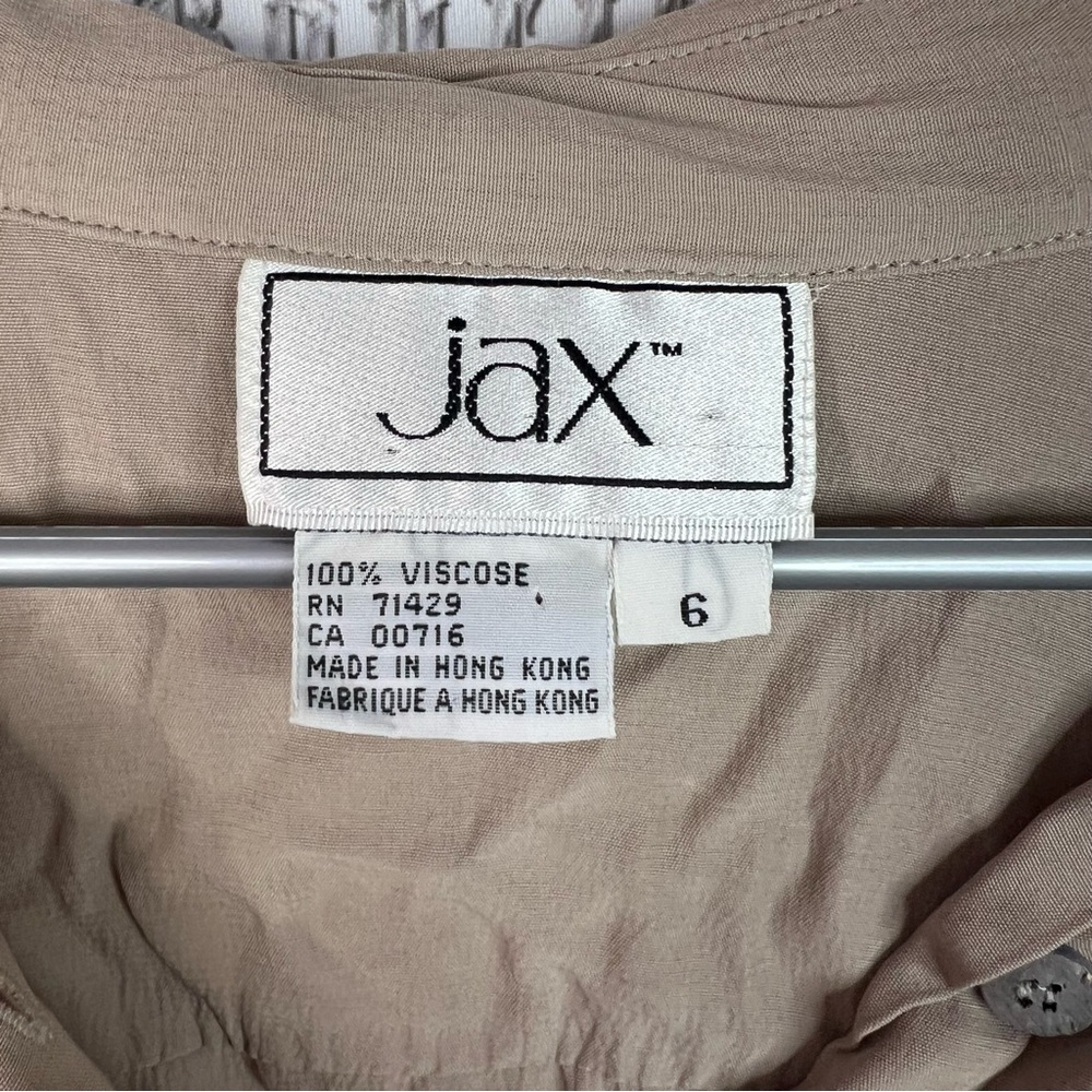 Jax button up shirt brand new with tags tan Women's Beige Button-Down Shirt - Picture 7 of 9